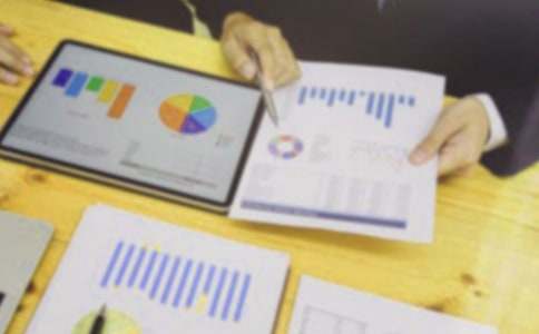 С����㕽�����֧�з������Y