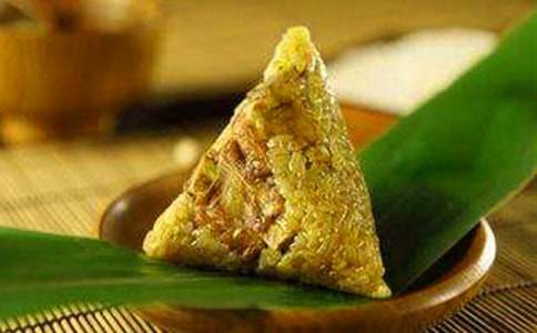 八年級寫(xiě)吃粽子的作文600字